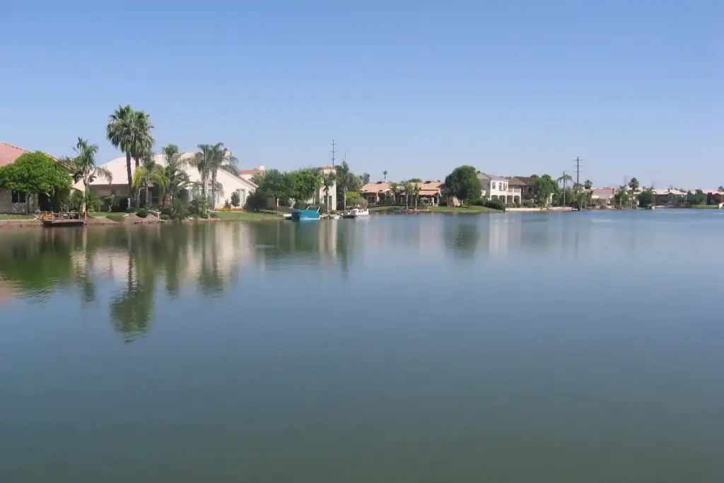 Coconut Cleaning Service Area – Gilbert, AZ Lakefront homes in the Val Vista Lakes community in Gilbert, AZ